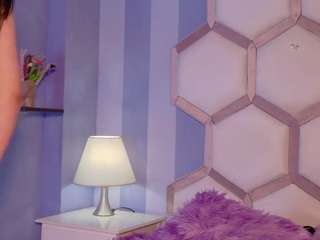 ivytaylor's CamSoda show and profile