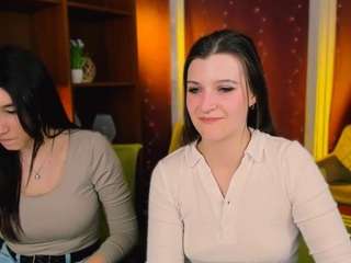 Live webcam model jessi-lady1 on Soda Cams