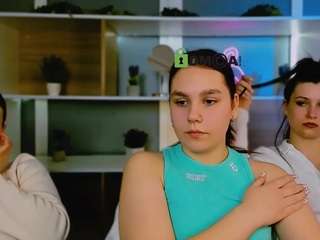 Live webcam model jessi-lady1 on Soda Cams