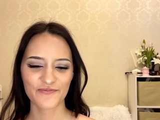 Live webcam model jungmorioka on Soda Cams