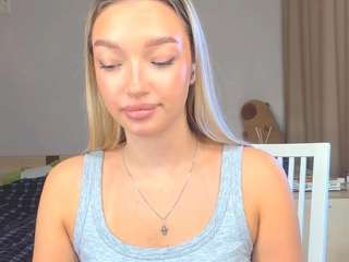 leonardapiertraccini webcam