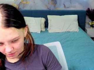 Live webcam model lina-xd on Soda Cams