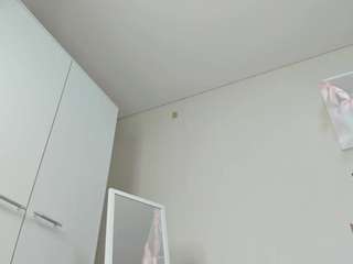 milly-jade Sex Cam Show