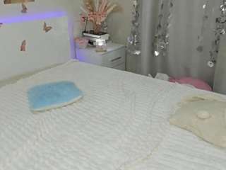 milly-jade Sex Cam Show