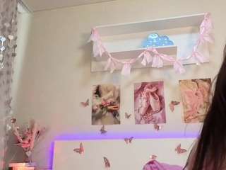milly-jade live webcam show