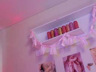 milly-jade live cam preview