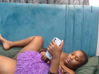 nastiehunxx Live Webcam on CamSoda