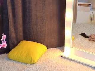 Live webcam model pusiivegan on Soda Cams