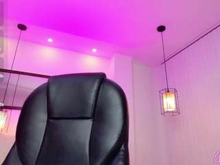 le modèle raven-reyes7 est en webcam porno dans un show sur le site camsoda, il possède les tags suivants: amateur,pussy,lush,mature,naked,no drinking,no smoking,orgasm,pov,public,red hair,lingerie,redbone,sexy,skinny,squirter,strip,tattoos,teen (18+),toys