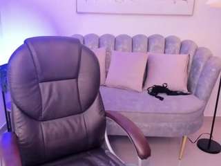 raven-reyes7 Live Webcam on CamSoda