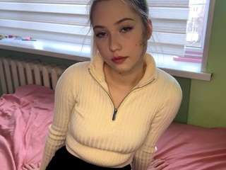 Live webcam model savannaizzi on Soda Cams