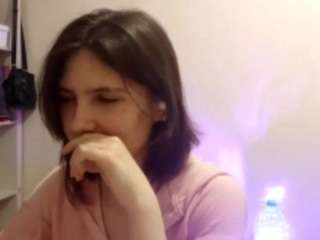 Live webcam model tarynoleksiak on Soda Cams