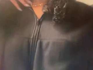 yourmamisilkx webcam