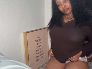 yourmamisilkx webcam