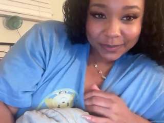 yourmamisilkx webcam