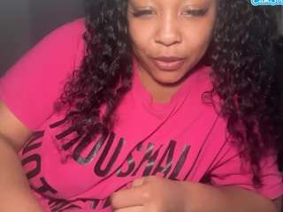 yourmamisilkx's CamSoda show and profile