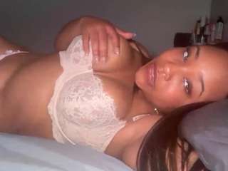 yourmamisilkx