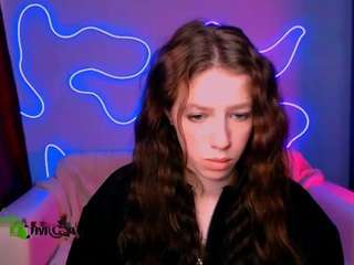 aria-glow live cam profile