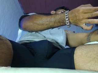 carlo-yates27's CamSoda show and profile