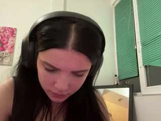celinemedel live cam profile