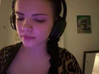 celinemedel live cam profile