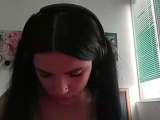 celinemedel's CamSoda show and profile