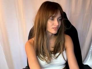 Live webcam model dianadamme on Soda Cams