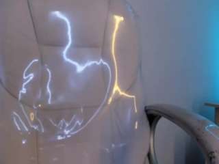 Live webcam model elizabeth-ellie on Soda Cams