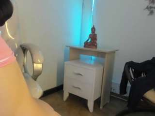 Live webcam model elizabeth-ellie on Soda Cams