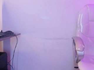 elizabeth-ellie live cam profile