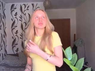 Live webcam model josefinasonnenburg on Soda Cams