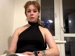 Live webcam model kandravoorhis on Soda Cams