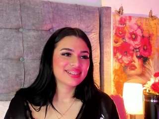 lindafosterr live cam profile