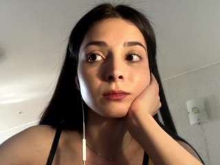 lynellearmwood live cam profile