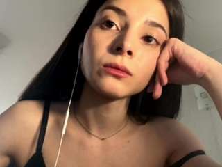 le modèle lynellearmwood est en webcam porno dans un show sur le site camsoda, il possède les tags suivants: ahegao,skinny,ass bouncing,nature,nipple piercings,no drinking,public,pussy,sex toys,sexy,solo,massage,spank,squirter,strip,tattoos,tease,twerk,upskirt,wet