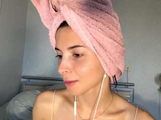 Mika live webcam show