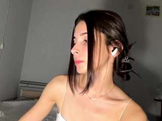 Mika live webcam show