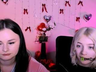 Live webcam model sabrina-mooore on Soda Cams