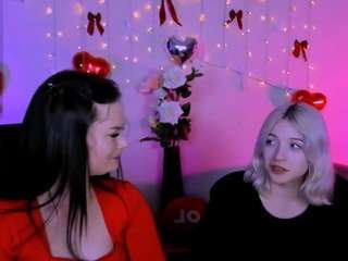 le modèle sabrina-mooore est en webcam porno dans un show sur le site camsoda, il possède les tags suivants: blonde hair,cute,domination,drinking,feet,joi,lovense,natural,nature,skinny,small tits,spanking,teen 18,toys,young adult,hd