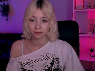 sabrina-mooore Live Webcam on CamSoda