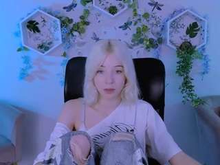 sabrina-mooore's live room
