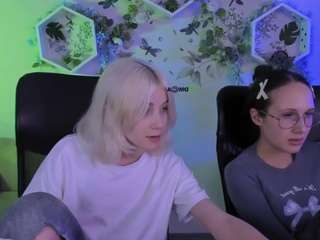 sabrina-mooore live webcam show