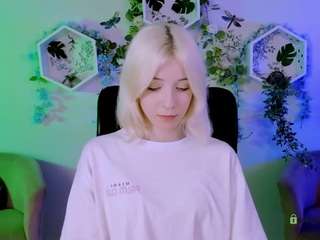 sabrina-mooore live webcam show
