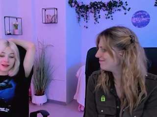 Live cam show with sabrina-mooore