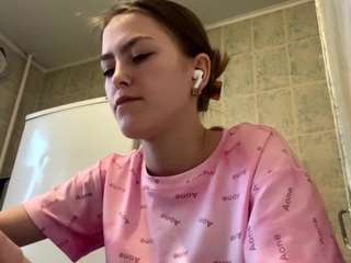 sharikadruschel live cam profile