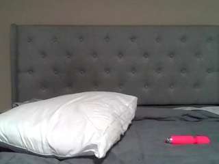 le modèle sultry777 est en webcam porno dans un show sur le site camsoda, il possède les tags suivants: black hair,blowjob,brown eyes,deepthroat,dildo or vibrator,drinking,smoking,teen 18,young adult,curvy,hd,small tits