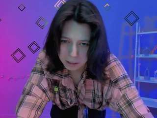 vanessa-ether's CamSoda show and profile