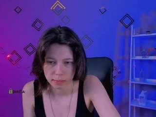 vanessa-ether's CamSoda show and profile