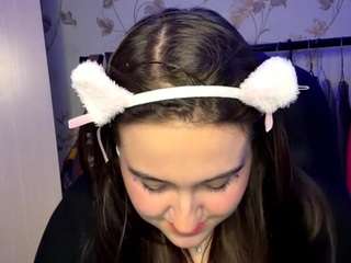 Live webcam model venakaer on Soda Cams