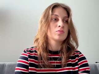 Live webcam model zanaroskos on Soda Cams